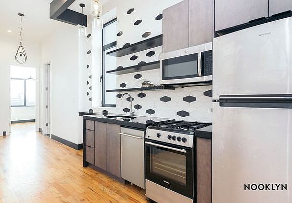 2nd image of 279 Irving Ave APT 3A