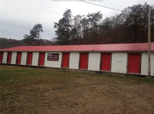 192 Dupont Rd, Poca, WV 25159