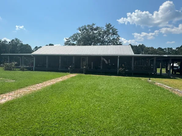 101 Harrison Rd, Converse, LA 71419