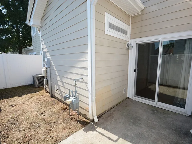 5062 Glen Canyon Dr — Photo 47