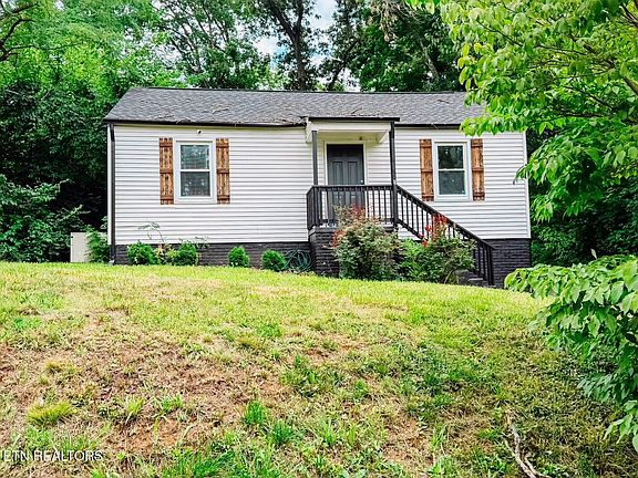 2nd image of 2512 Greenfield Ln