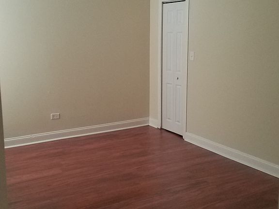3rd image of 525 N Homan Ave APT 1S