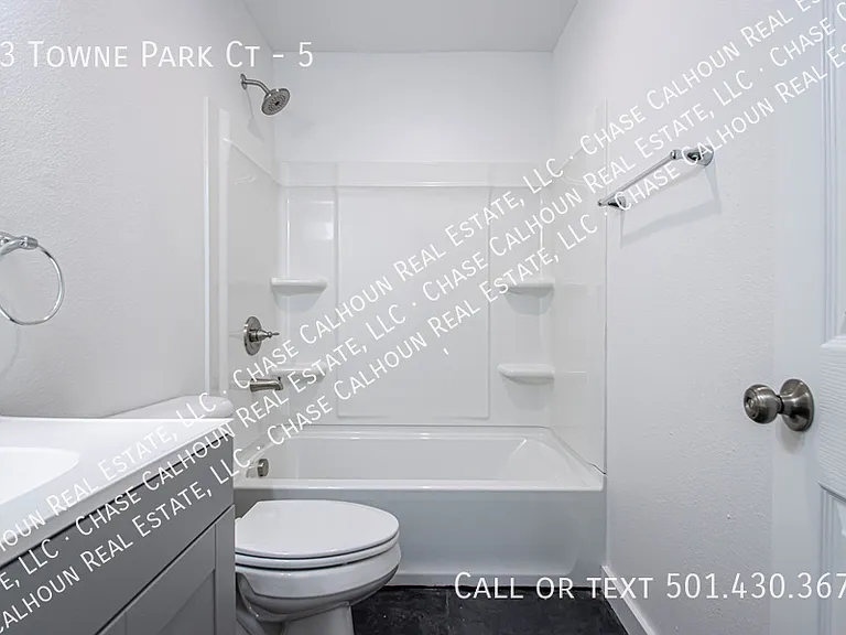 23 Towne Park Ct #5 — Photo 40