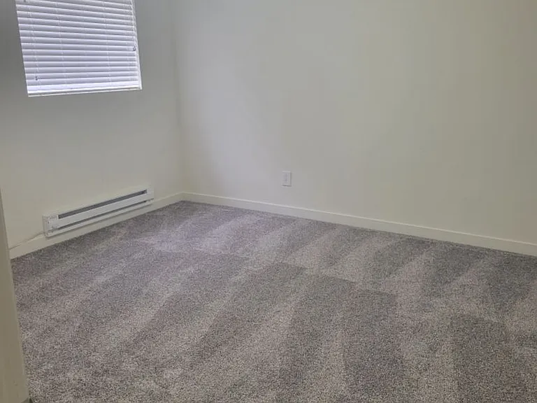 1765 W 400 N — Photo 5