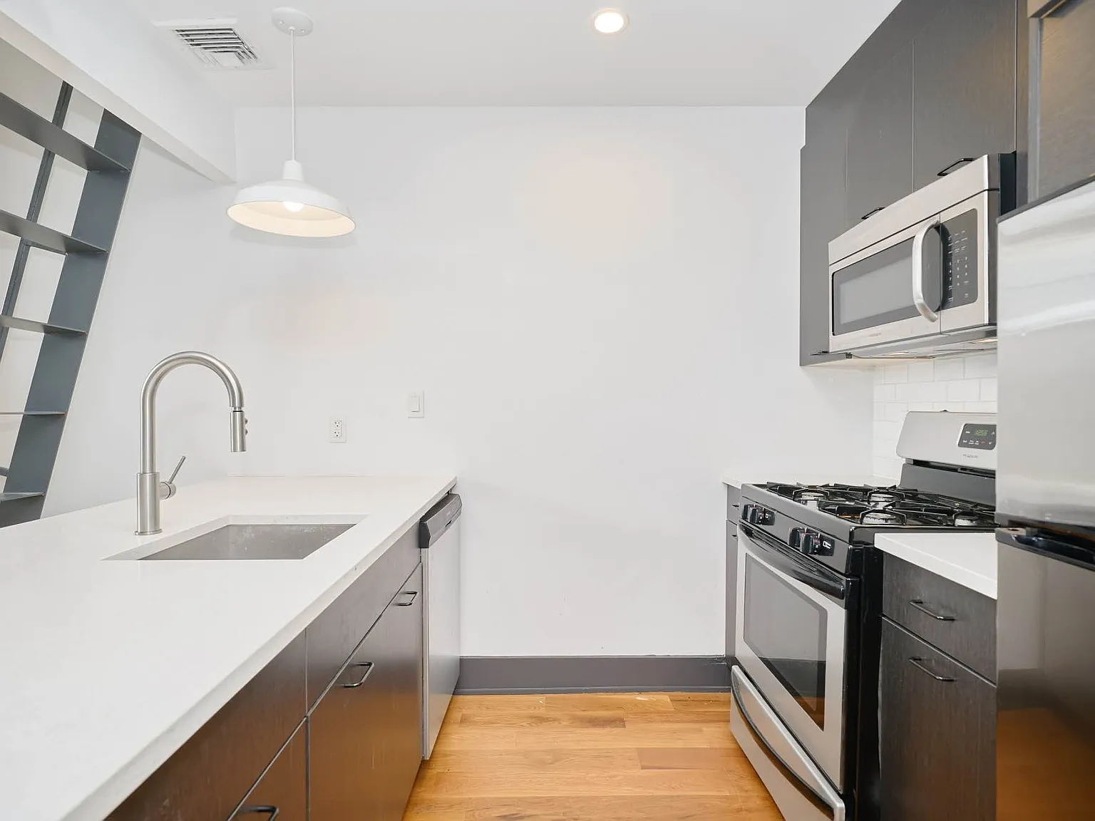 340 East 117th Street — Photo 4
