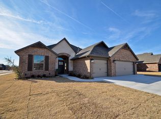 11708 SW 25th Ter, Yukon, OK 73099