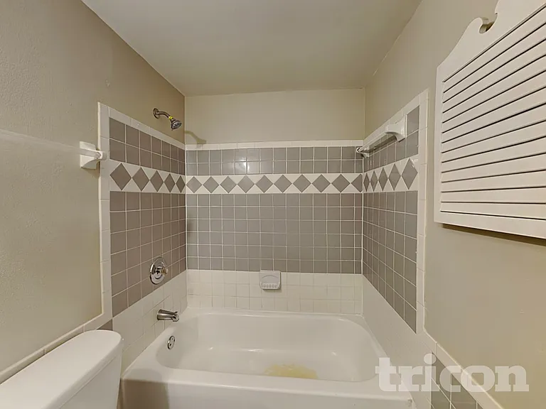 2814 Cedaridge Dr — Photo 9