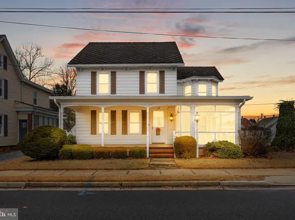 17 2nd St, Elmer, NJ 08318