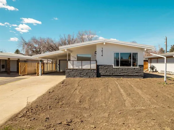 1414 E Henderson Lake Blvd S, Lethbridge, AB T1K 3B8