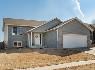 3802 44th Ave NW, Rochester, MN 55901