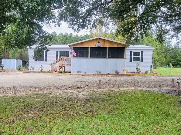 6020 Ganley Rd, Wewahitchka, FL 32465