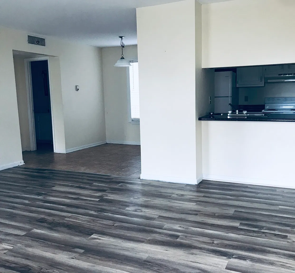 520 E. Lagrange St - 07 — Photo 1