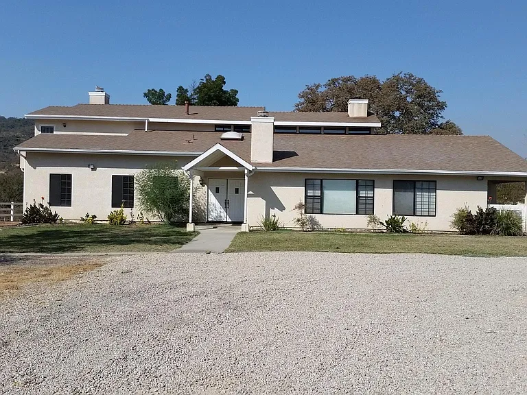 3685 San Marcos Rd — Photo 2
