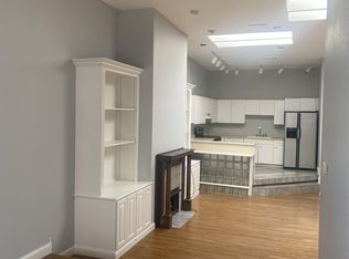 628 Sycamore St #2, Waterloo, IA 50703