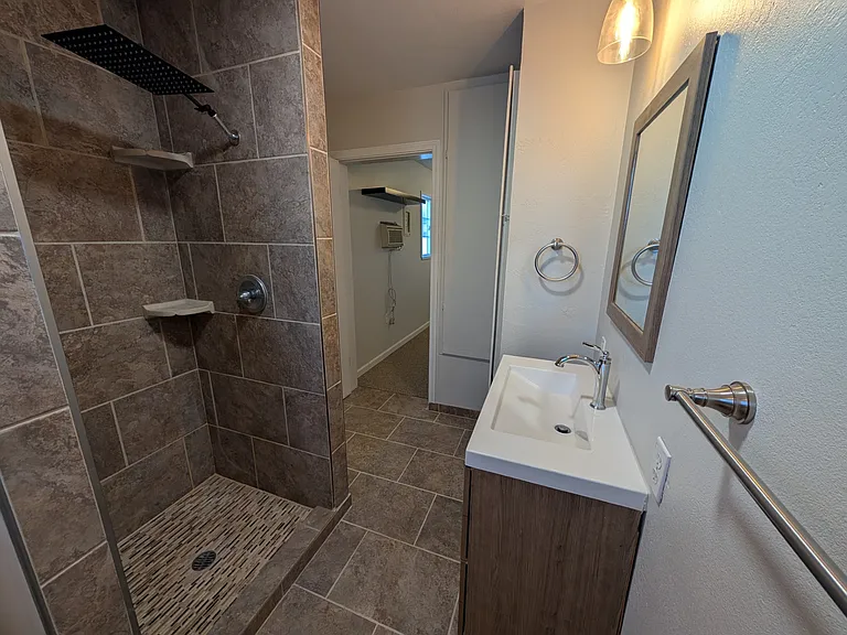 2711 Danube Dr #2 — Photo 1
