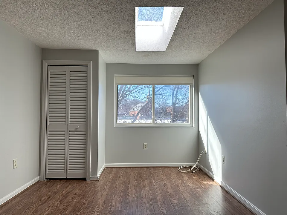 35 Prospect St #311
