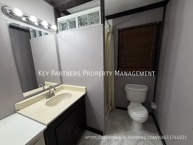 821 S Edgemere Dr — Photo 7