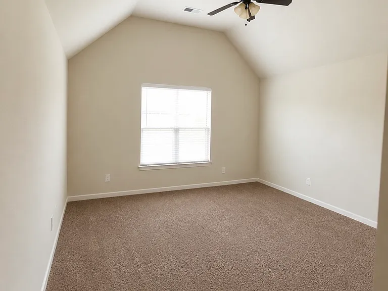 609 Angel Oak Ln — Photo 19