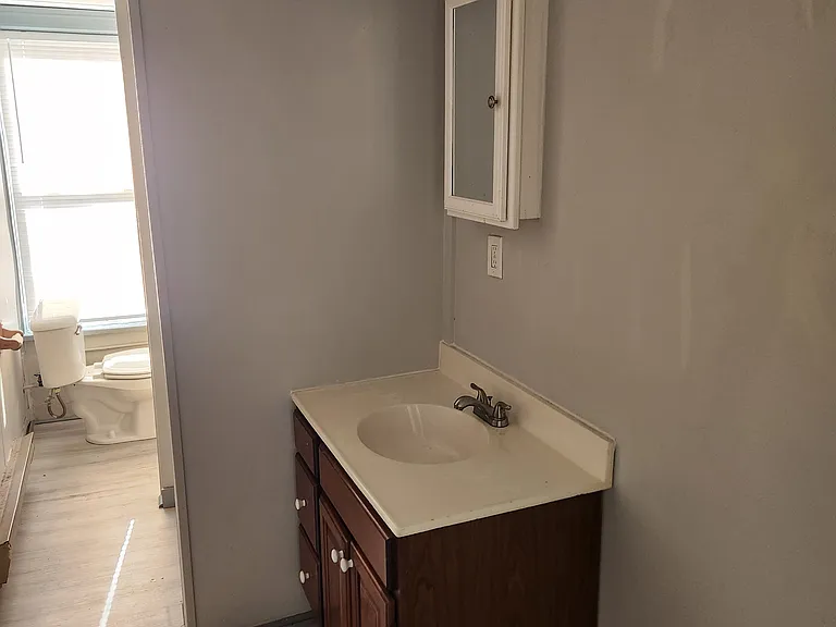 35 S 2nd St #4 — Photo 19