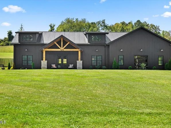 120 Willocks Rd, Johnson City, TN 37601