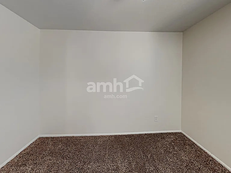 28402 N 25th Ave — Photo 19