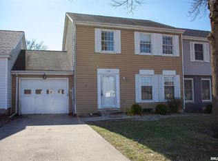 190 Arlington Dr, Macomb, IL