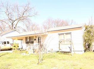 1404 Holt St, Ardmore, OK 73401