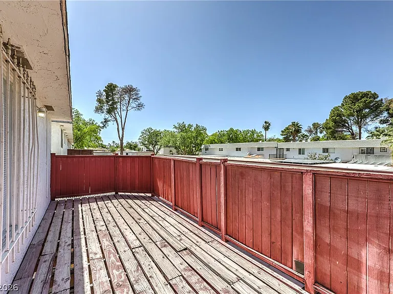 343 Greenbriar Dr #343-TOWNHOUSE — Photo 15