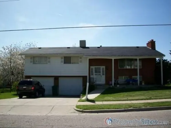 1207 N Emerald Dr, Layton, UT 84040