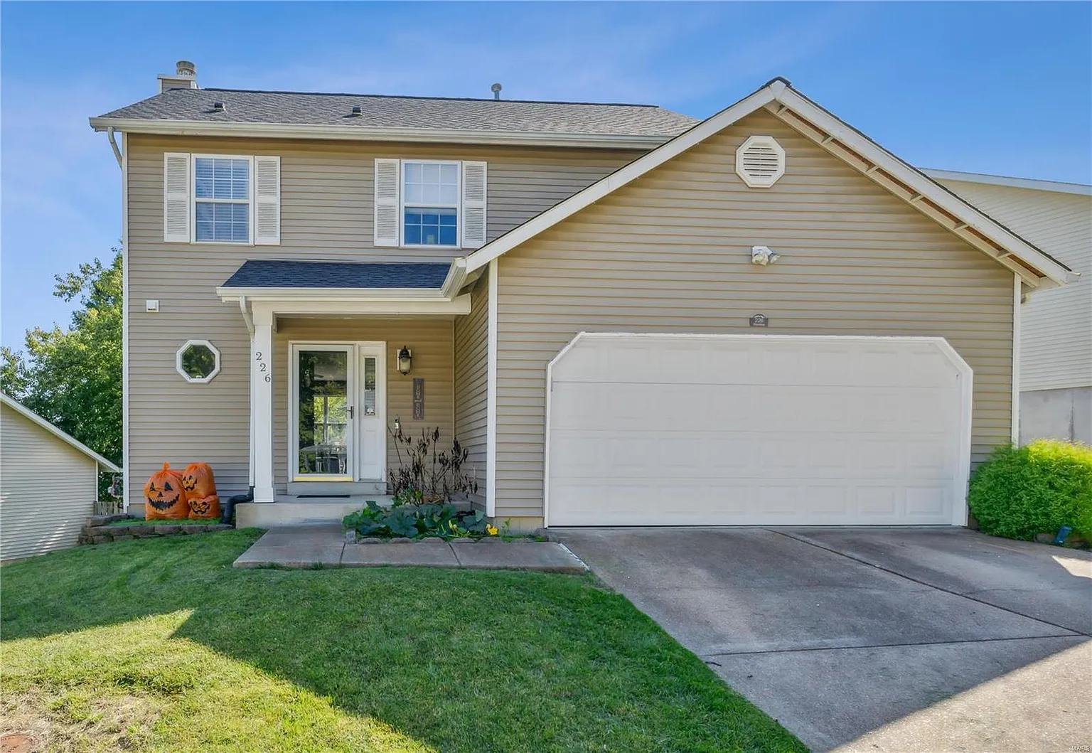 226 Wynstay Ave photo 1