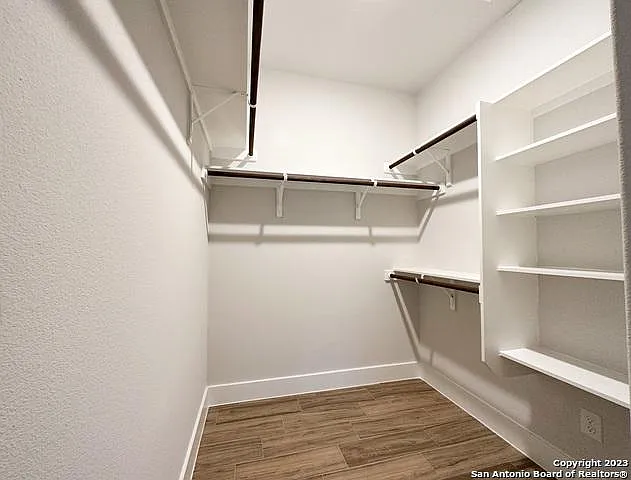 102 George Erath — Photo 11