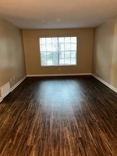 The New Meridian Apartments Photo 1