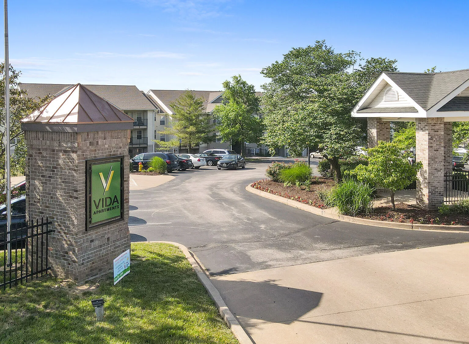 Vida Apartments — Photo 2