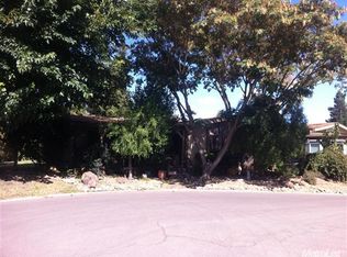 21 Whispering Way, Lodi, CA 95242