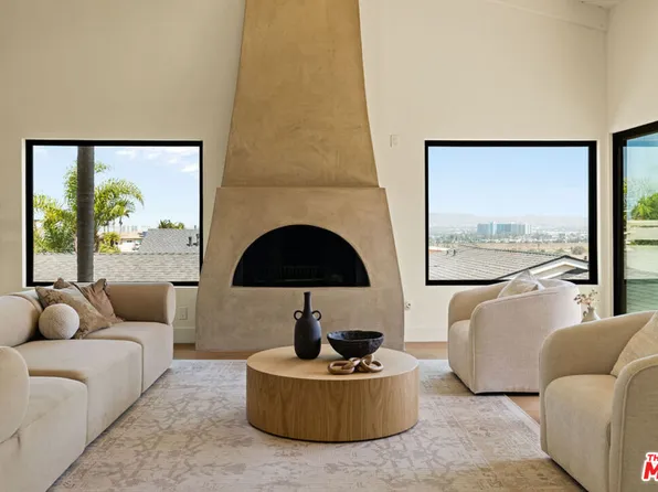8140 Calabar Ave, Playa Del Rey, CA 90293