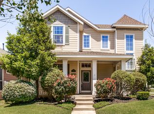 1833 Forsythe Dr, Aubrey, TX 76227