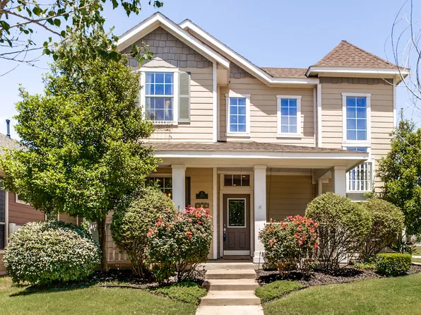 1833 Forsythe Dr, Aubrey, TX 76227