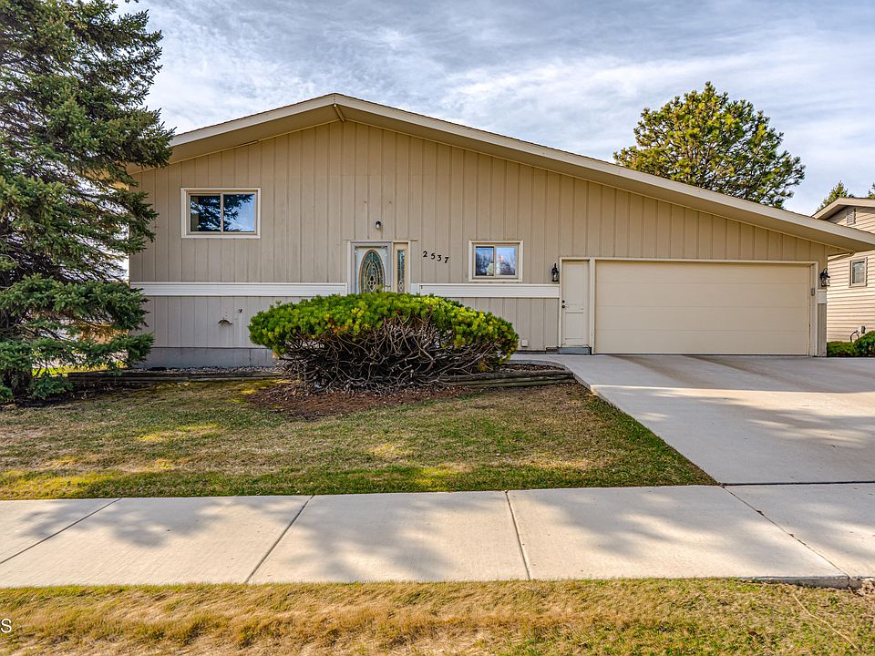 1st image of 2537 Hillview Ave