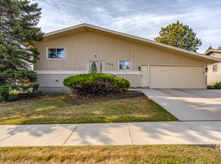 2537 Hillview Ave, Bismarck, ND 58501