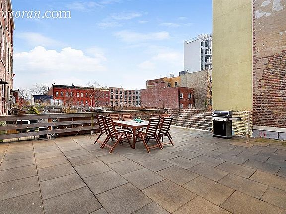 3rd image of 314 Knickerbocker Ave #2K