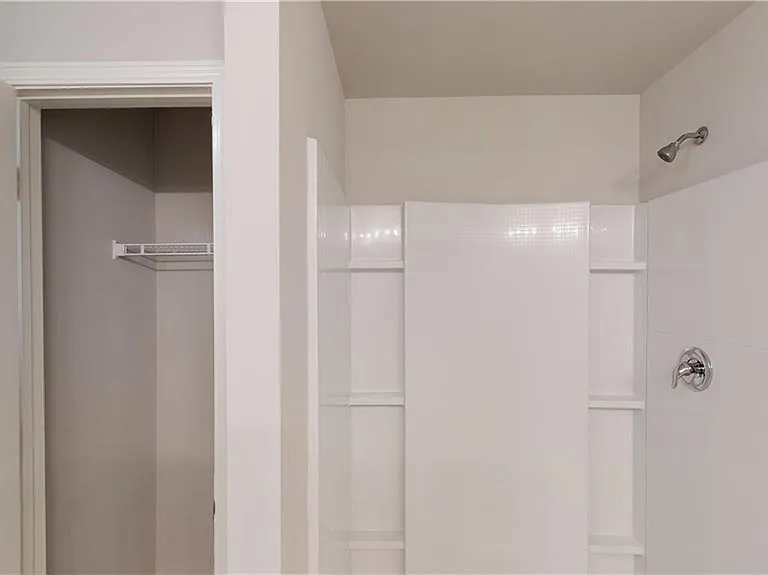 4048 Kingsbrook Blvd — Photo 20