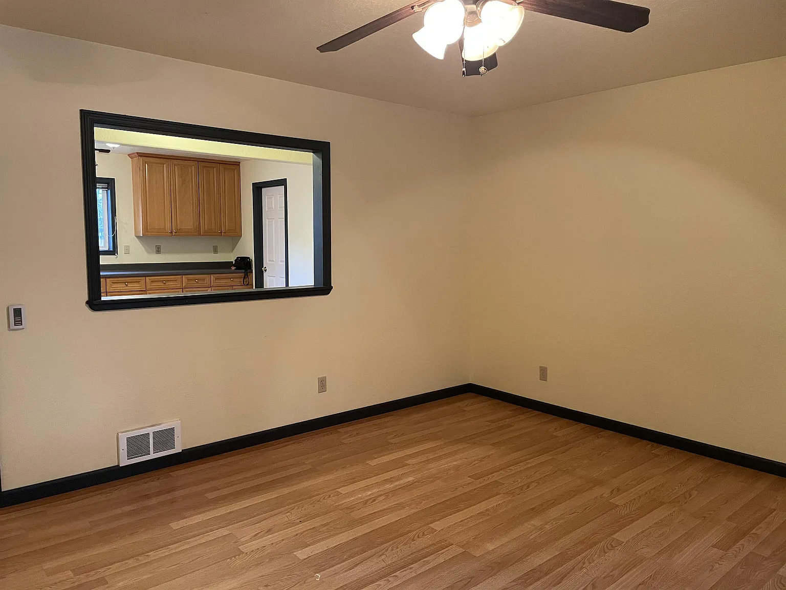 4355 River Road - K16- F — Photo 3