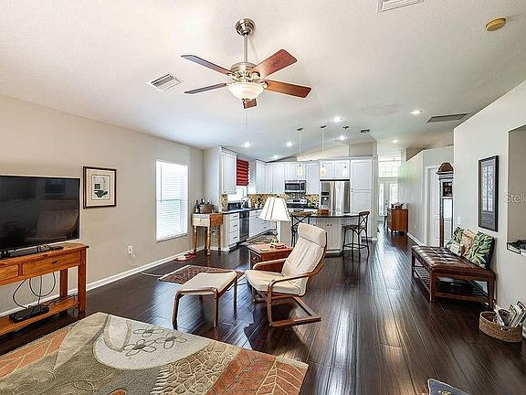 4th image of 5905 War Admiral Dr