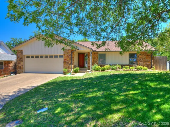 124 Canterbury Ct, Bartlesville, OK 74006