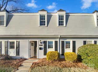 8003 Regent Park Ln, Charlotte, NC