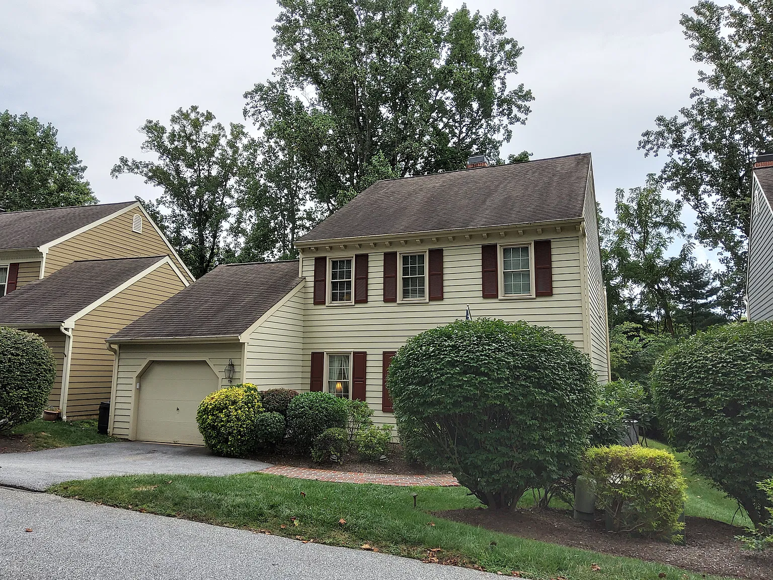 3 bed, 2.5 bath, 2067 sqft, $3,700 — Photo 1