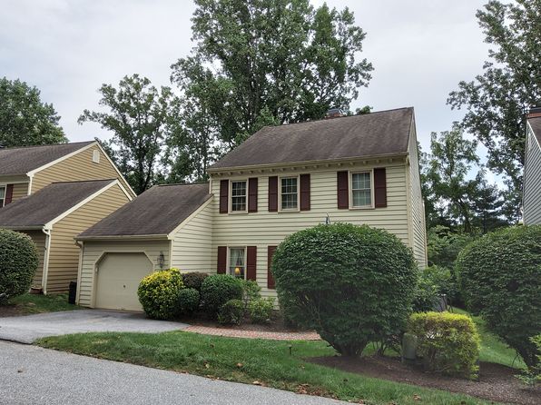 404 Cranberry Ln
