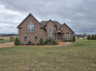 678 Academy Rd, Lebanon, TN 37087