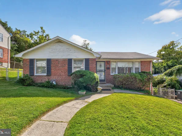 2807 Curtis Dr, Temple Hills, MD 20748