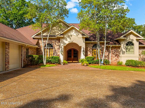 3rd image of 373 Chapel Hill Rd